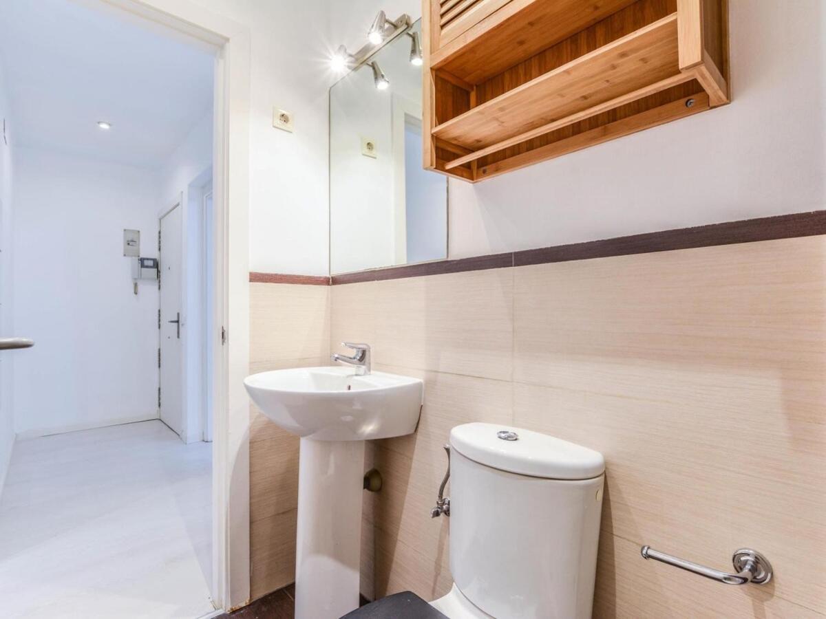 Apartamento Cava Baja Alquiler Temporal Madrid Exterior photo
