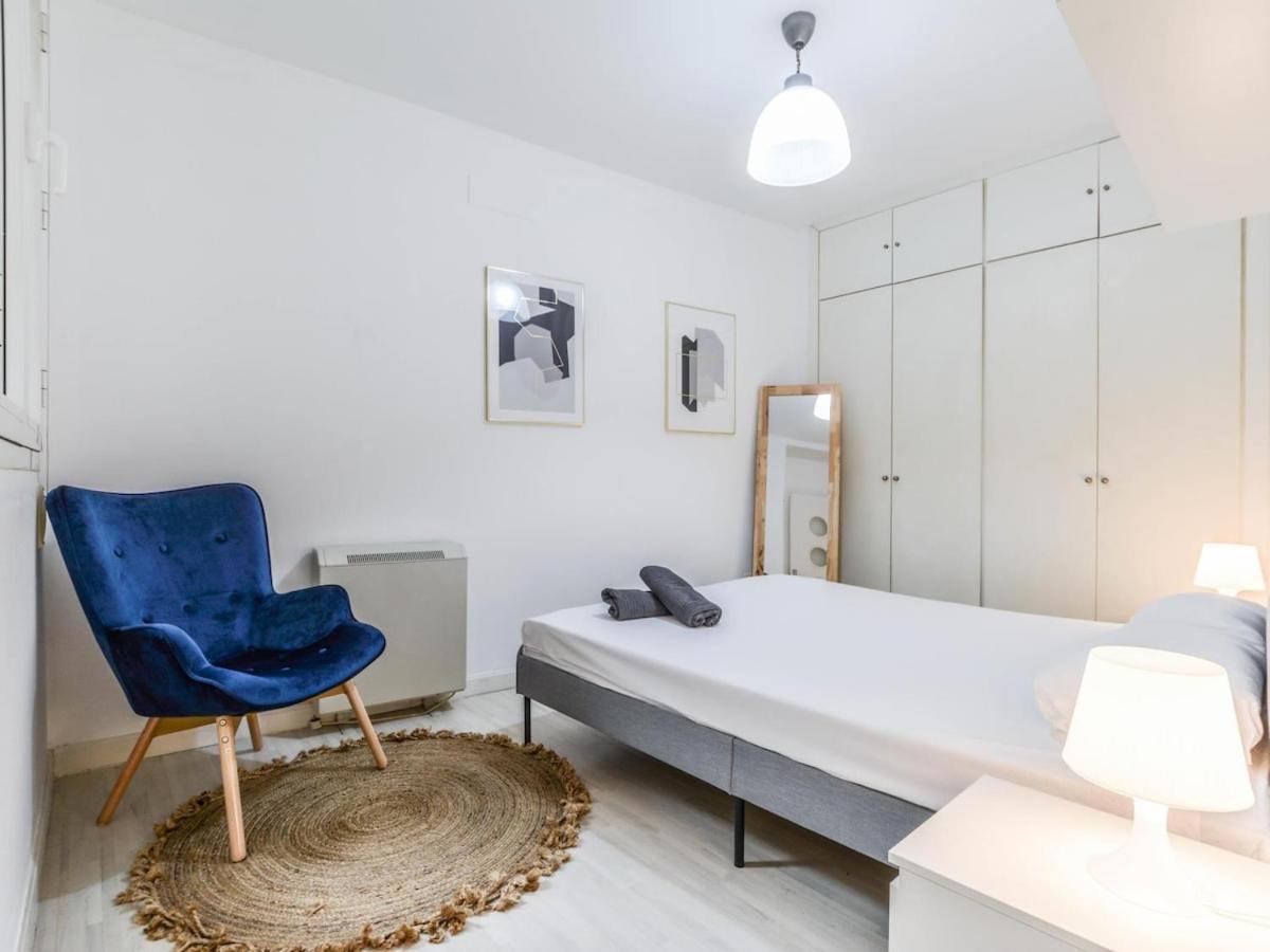 Apartamento Cava Baja Alquiler Temporal Madrid Exterior photo